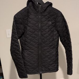 The North Face Black Quilted Hooded Jacket